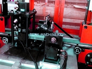 Off-line linha da extrusão do perfil do PVC de 3 caras, máquina de perfuração automática