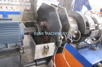 150 - Máquina de granulagem do PVC da saída 500KG/H para o filme plástico/sacos/flocos do PVC/pó